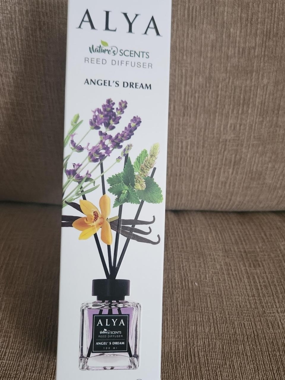 ALYA Nature's Scents "Angel's Dream" Reed Diffuser - White/Black/Purple